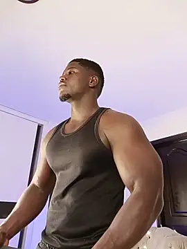 Snapshot of JothaFit chatting on 12.17.25 JothaFit online show from 12.17.25