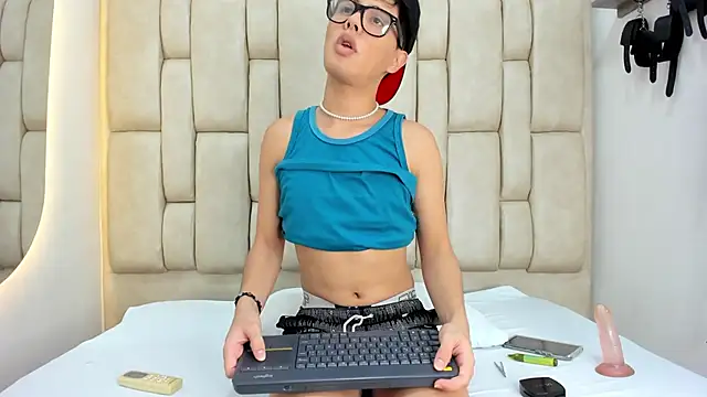 Felipe Cold online show from 10.15.25