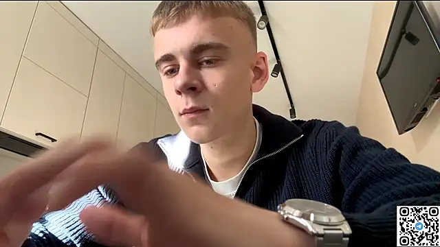 Snapshot of echowraith chatting on 09.21.25 echowraith online show from 09.21.25