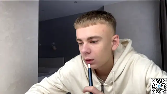 Snapshot of echowraith chatting on 11.12.25 echowraith online show from 11.12.25