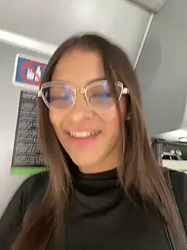 Hannacooper3 online show from 11.13.25