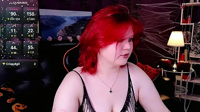 Snapshot of fillisfox_ chatting on 10.24.25 fillisfox online show from 10.24.25