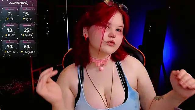 Snapshot of fillisfox_ chatting on 11.07.25 fillisfox online show from 11.07.25