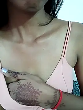 Snapshot of Small_Titss chatting on 10.24.25 Small Titss online show from 10.24.25