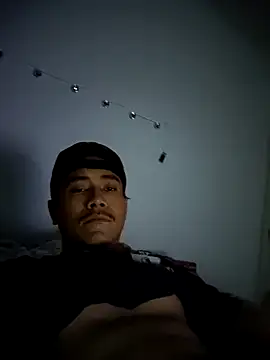 Snapshot of ernin2865 chatting on 10.30.25 ernin2865 online show from 10.30.25