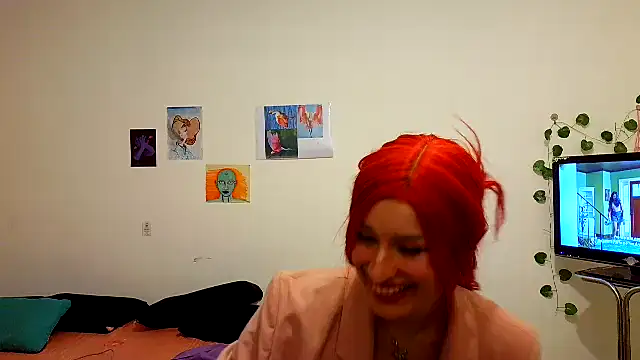 Snapshot of kendrafarq chatting on 06.14.26 kendrafarq online show from 06.14.26
