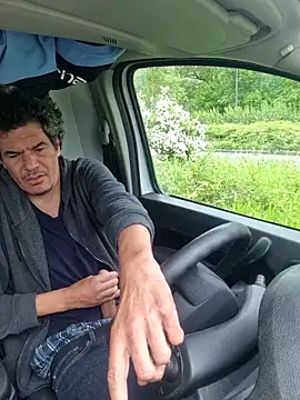 twitshe online show from 04.19.26