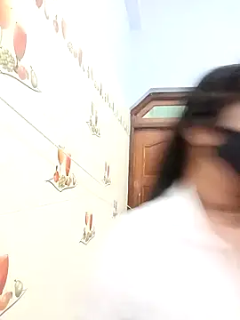 Snapshot of Hot-Soniya733 chatting on 02.11.26 Hot-Soniya733 online show from 02.11.26