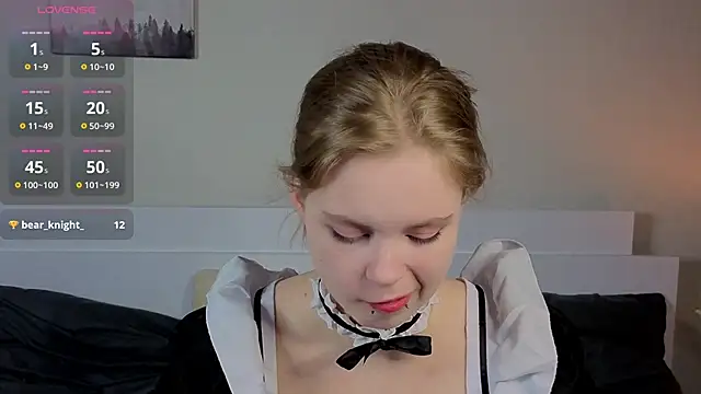 Snapshot of JulietteRain chatting on 06.28.26 JulietteRain online show from 06.28.26