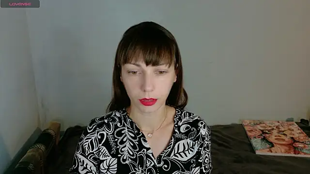 weet Lady Selin online show from 12.13.25