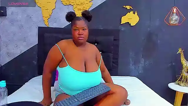 Maiam  Rossi online show from 10.09.25