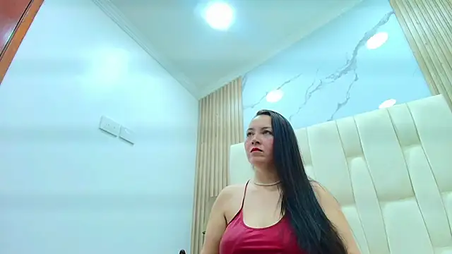 CharlotteSchmidtt online show from 04.21.26