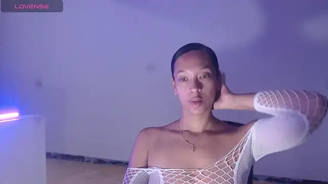 Snapshot of DonnaDidiamantti chatting on 11.03.25 DonnaDidiamantti online show from 11.03.25