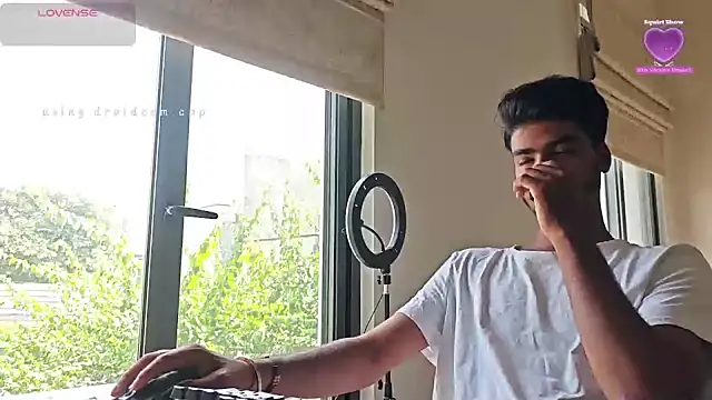 Snapshot of mrbuddy85 chatting on 09.28.25 mrbuddy85 online show from 09.28.25