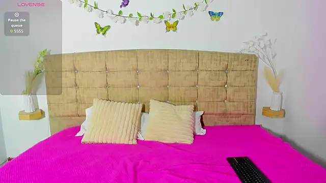 Electra  moon online show from 04.26.26