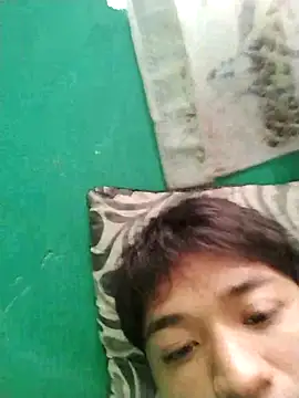 Snapshot of carlo20n chatting on 11.28.25 carlo20n online show from 11.28.25