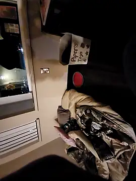 Snapshot of jmoney1219 chatting on 12.21.25 jmoney1219 online show from 12.21.25