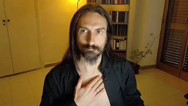 Snapshot of Mrkurt86 chatting on 02.01.26 Mrkurt86 online show from 02.01.26