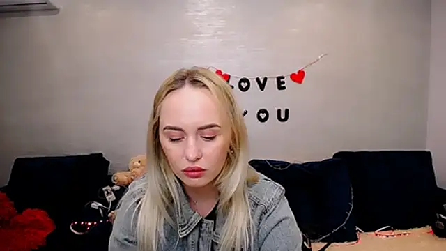 LiluMoon   online show from 04.19.26