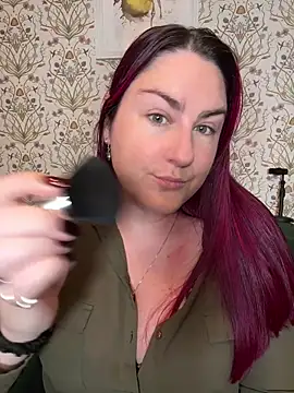 Snapshot of Lacey-BBW chatting on 10.06.25 Lacey-BBW online show from 10.06.25