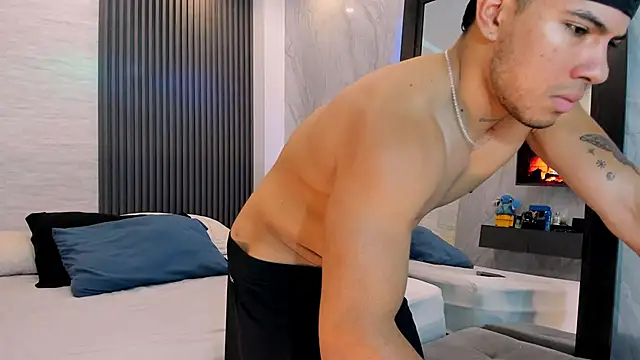 Kalyan Casstelo online show from 09.30.25