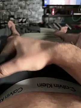 Snapshot of Ggowlad01 chatting on 12.14.25 Ggowlad01 online show from 12.14.25