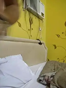 YayeeShow online show from 11.23.25