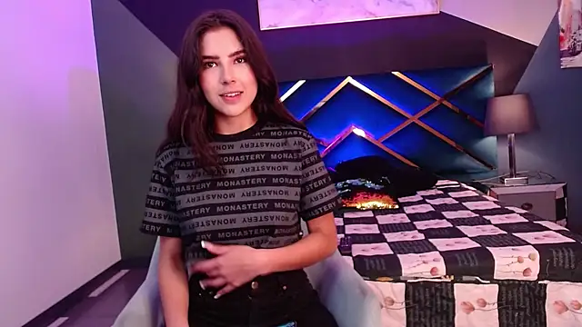 Snapshot of Coralgh_ chatting on 01.10.26 Coralgh online show from 01.10.26