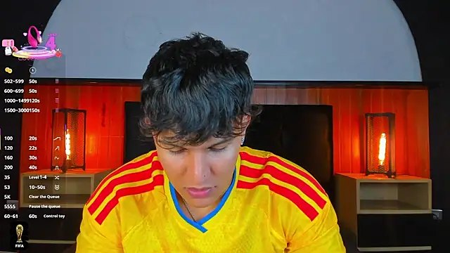 Snapshot of Leo_Savage_ chatting on 06.16.26 Leo Savage online show from 06.16.26