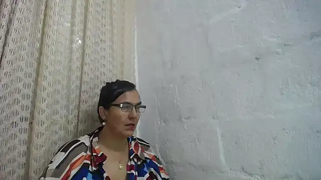 gabbyparker  online show from 04.07.26