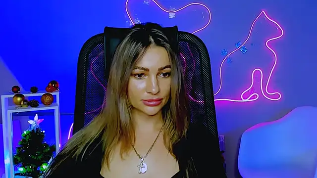 Snapshot of marymaryson chatting on 12.17.25 marymaryson online show from 12.17.25