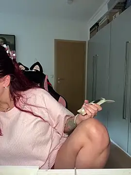 OliviaaFischer online show from 04.19.26