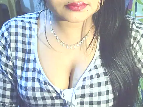 Nusrat Faria07 online show from 11.13.25