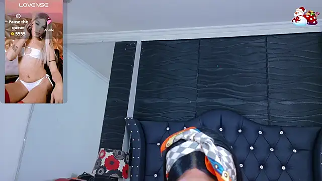 Lucia-Horny24 online show from 11.12.25