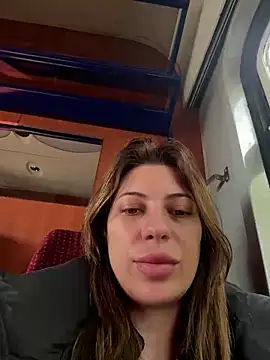 Snapshot of AlexAlice12 chatting on 10.12.25 AlexAlice12 online show from 10.12.25