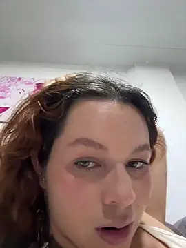 Snapshot of miacarrot chatting on 04.22.26 miacarrot online show from 04.22.26