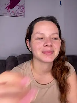 Snapshot of miacarrot chatting on 04.25.26 miacarrot online show from 04.25.26