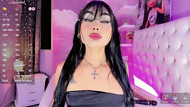 LanaOrtiiz online show from 10.27.25