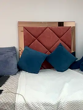 emma hot2006 online show from 10.04.25