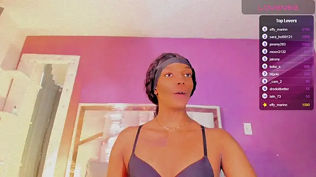Snapshot of Sara_hot12112 chatting on 06.10.26 Sara hot12112 online show from 06.10.26