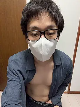 Snapshot of gHayato chatting on 03.24.26 gHayato online show from 03.24.26