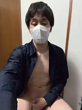 Snapshot of gHayato chatting on 05.26.26 gHayato online show from 05.26.26