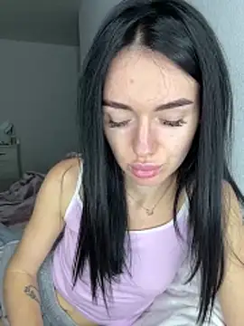 karrr  aaa online show from 10.23.25