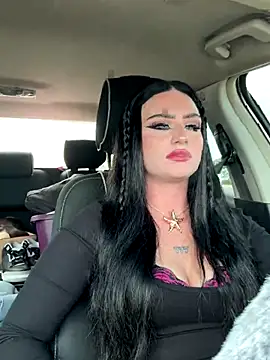 Snapshot of sexyLexii2002 chatting on 09.23.25 sexyLexii2002 online show from 09.23.25