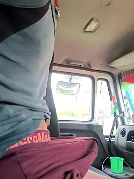 Snapshot of rajdehli chatting on 10.13.25 rajdehli online show from 10.13.25