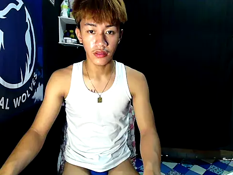 naughtyboyloy 0 online show from 10.16.25