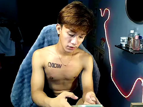 naughtyboyloy 0 online show from 07.28.26
