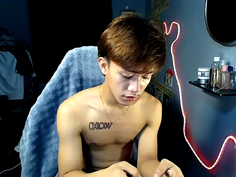 naughtyboyloy 0 online show from 07.29.26