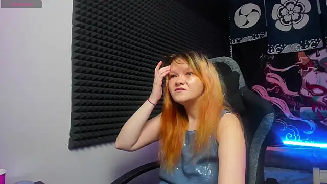 Nora lovvvv online show from 09.25.25