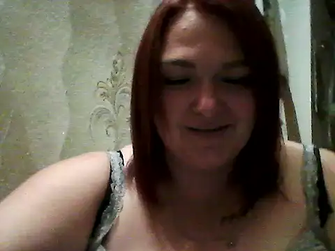 Snapshot of AngelQSky chatting on 09.15.25 AngelQSky online show from 09.15.25